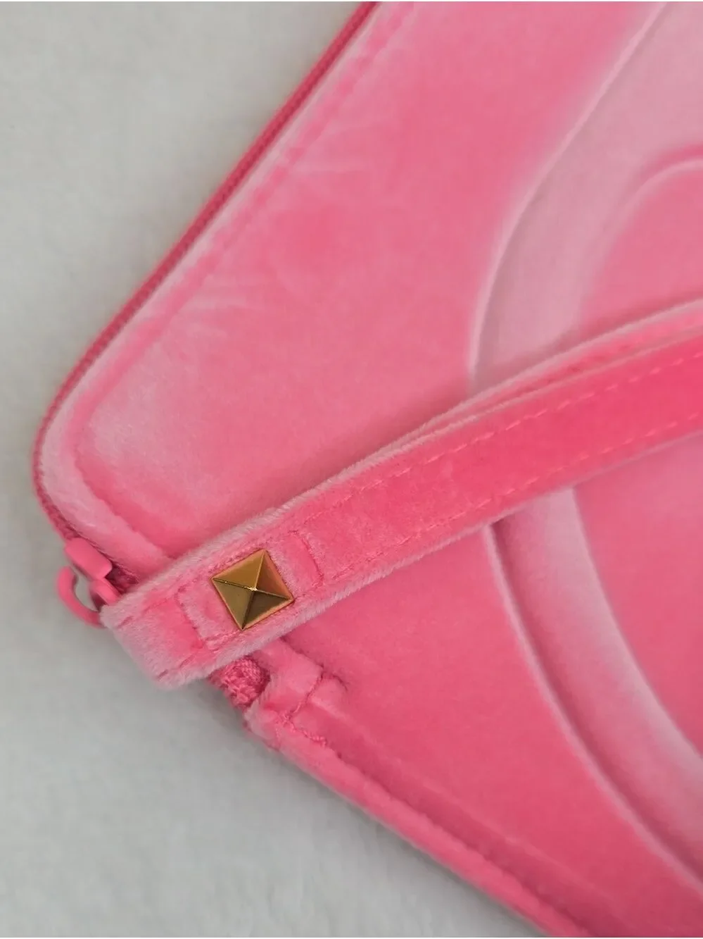 Valentino Pink Soft Plush Laptop Bag Case XL NWOT